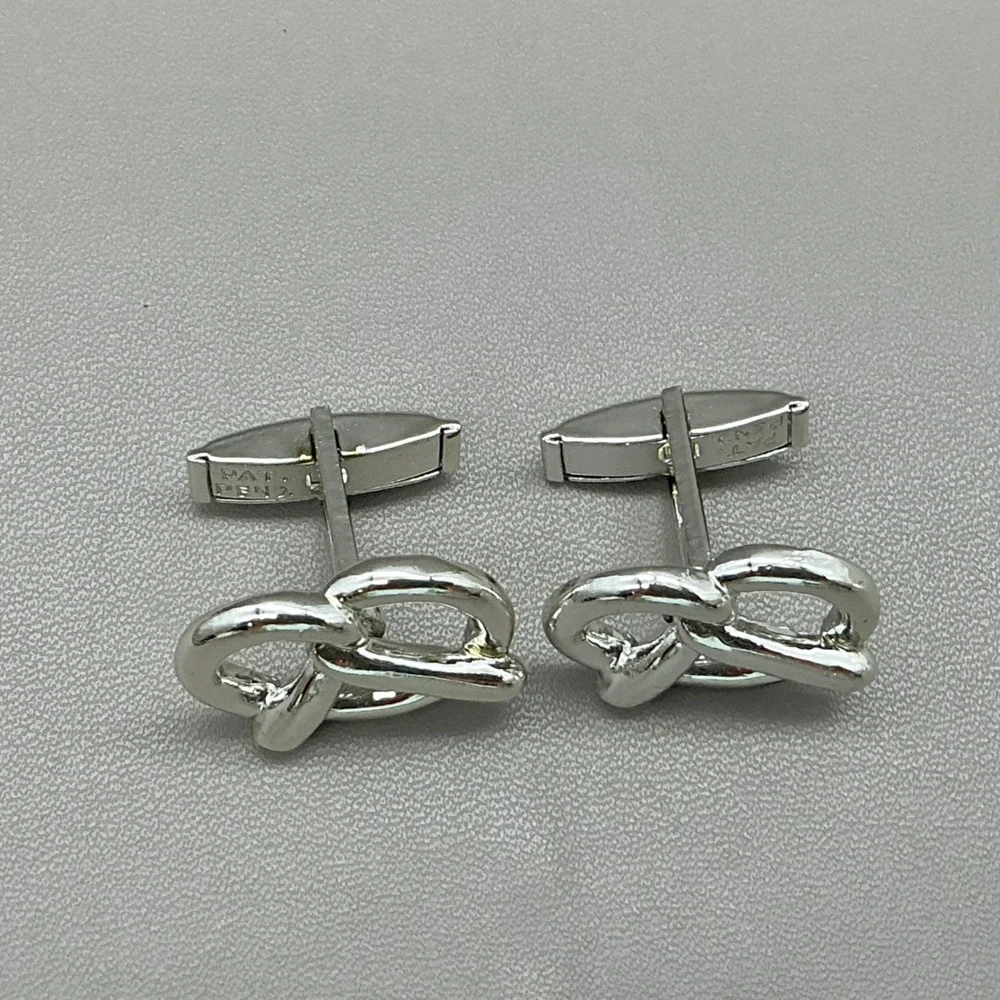 Pretzel Cufflinks Tie Clip Set Silver Tone Men's Novelty Oktoberfest Vintage